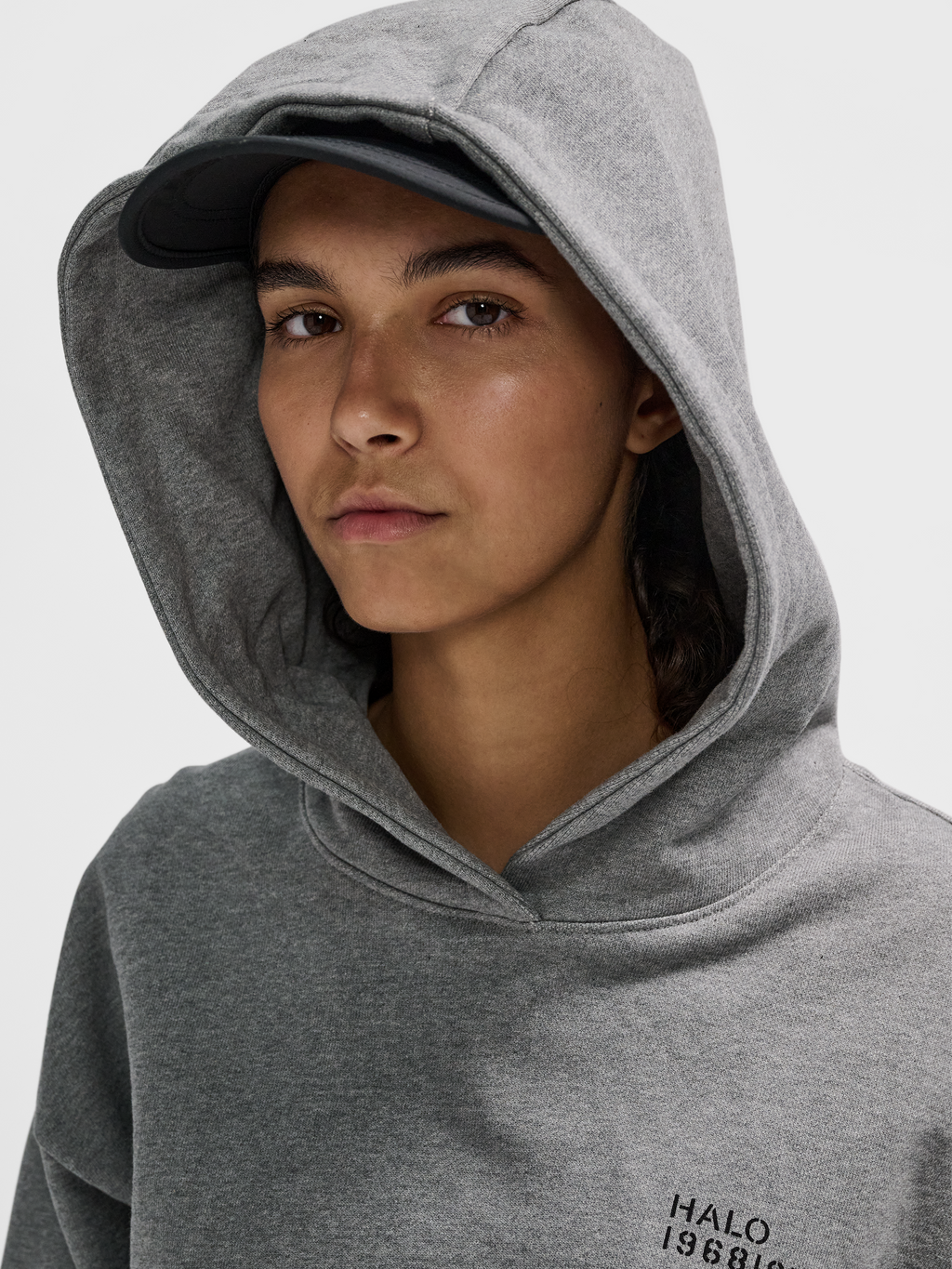 HALO ESSENTIAL HOODIE