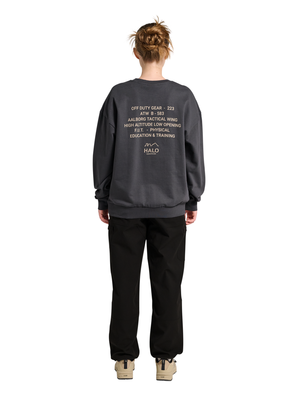 HALO GRAPHIC BOXY CREW