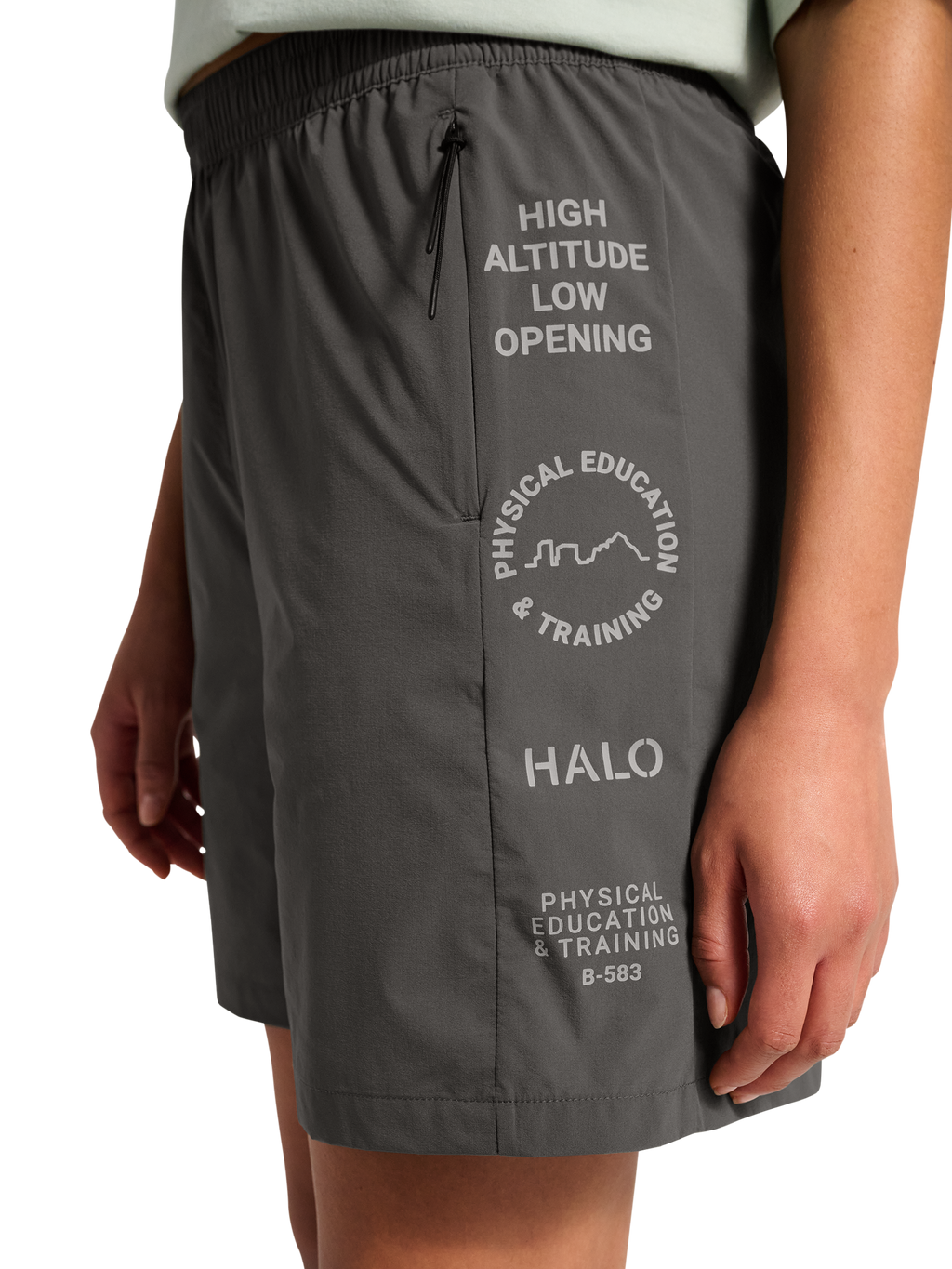 HALO GRAPHIC DIVISION SHORT